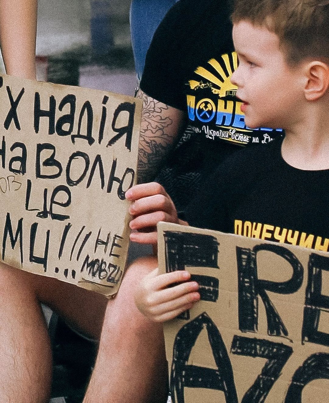 Мода баррикад. Как одежда становилась голосом протеста в Украине и мире